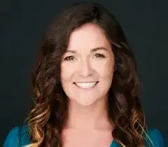 Chrissy Pierson Headshot