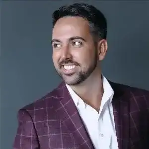 Kevin Currier Headshot