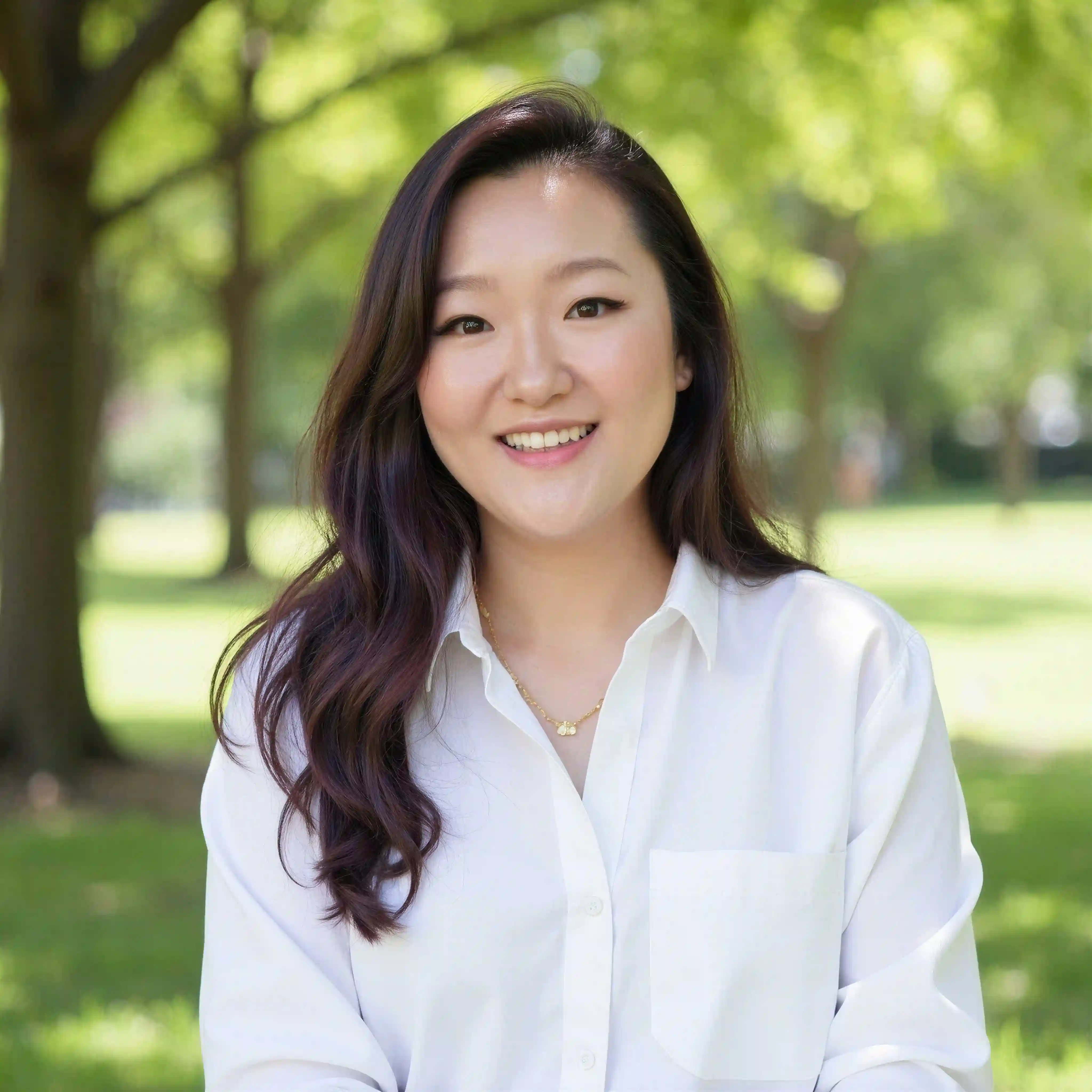 Sylvia Bae Headshot