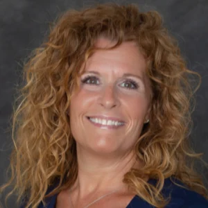 Jennifer Anderson Headshot