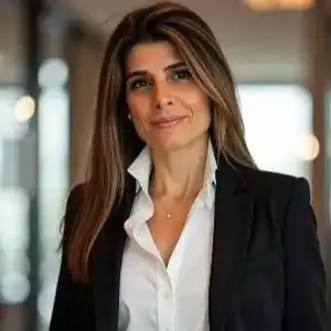 Azi Moosavian Headshot