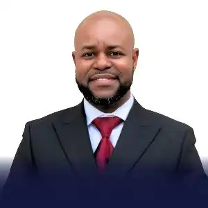 Nickes Deshommes Headshot