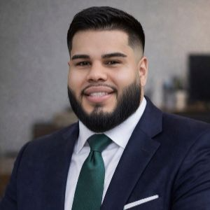 Levis Reyes Headshot