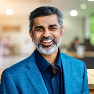 Fobby Naghmi Headshot