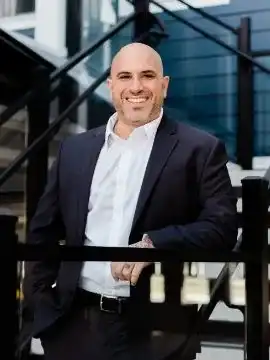 Joe Fuscaldo Headshot