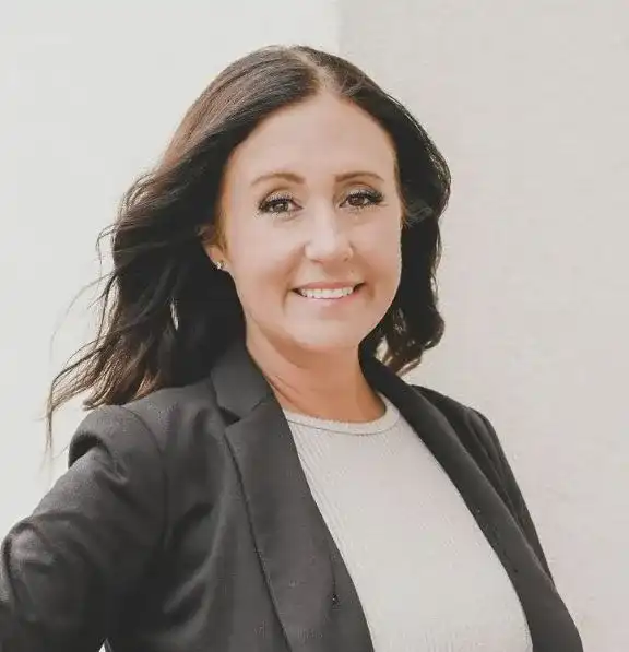 Jennifer DeLuca, photo from AnnieMac Home Mortgage