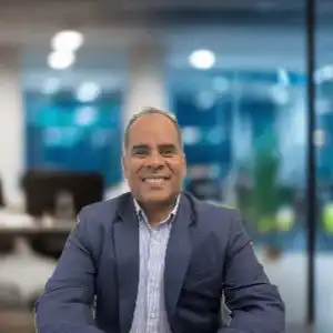 Fernando Lopez Headshot