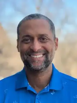 Titus Mhiripiri Headshot