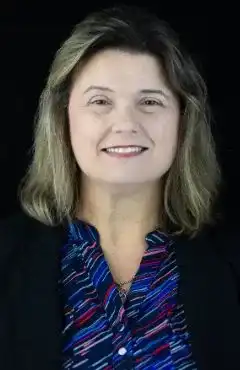 Marie Rushing Headshot