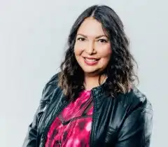 Sharon Avella Headshot