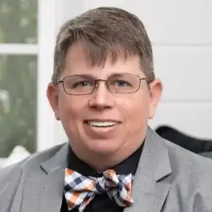 Jane Huelle Headshot