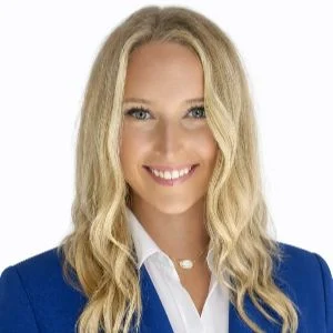 Heather Samurin Headshot