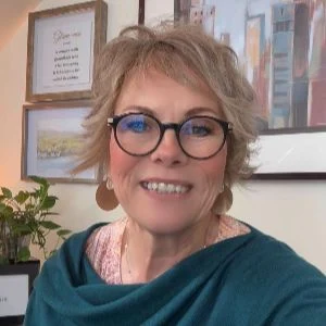 Renee Martin Headshot