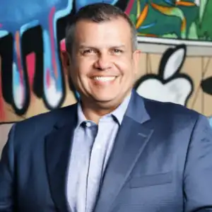 Miguel Villarreal Headshot