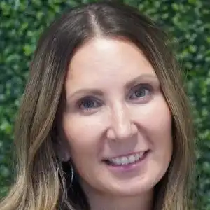 Dawn Konieczki Headshot