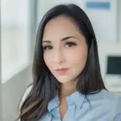 Arlette Ramirez Headshot