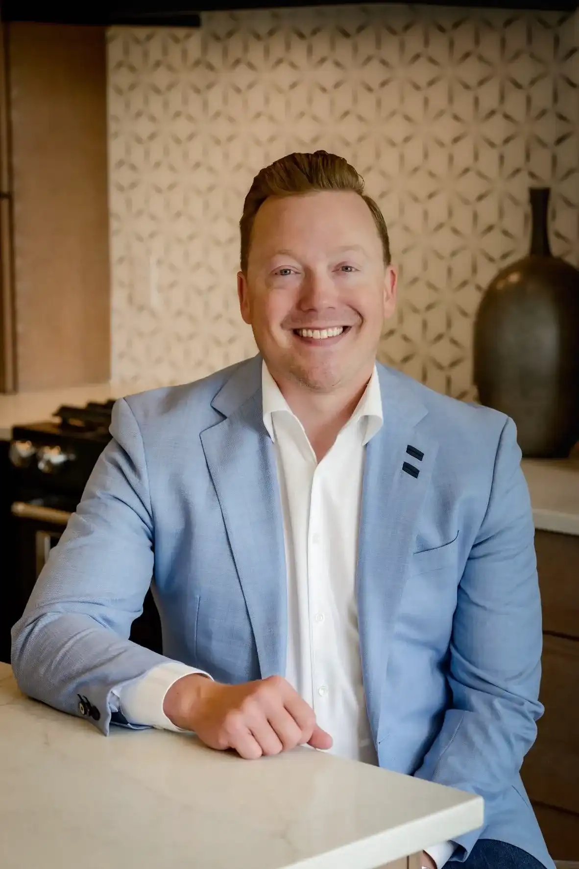 Travis Cartmel Headshot