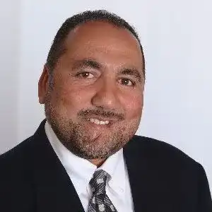 Prav Mathur Headshot