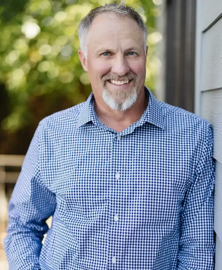 Emmett Munson Headshot