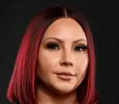 Jamie Mason Headshot