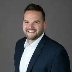 Donny Schulze Headshot