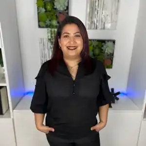 Melissa Correa Headshot